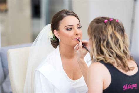 makeup artist courses gold coast